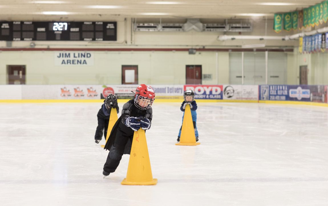 skating west kelowna