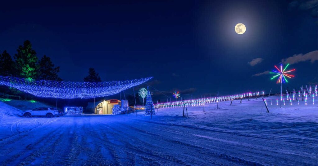 Holiday Lights West KElowna Rollingdale