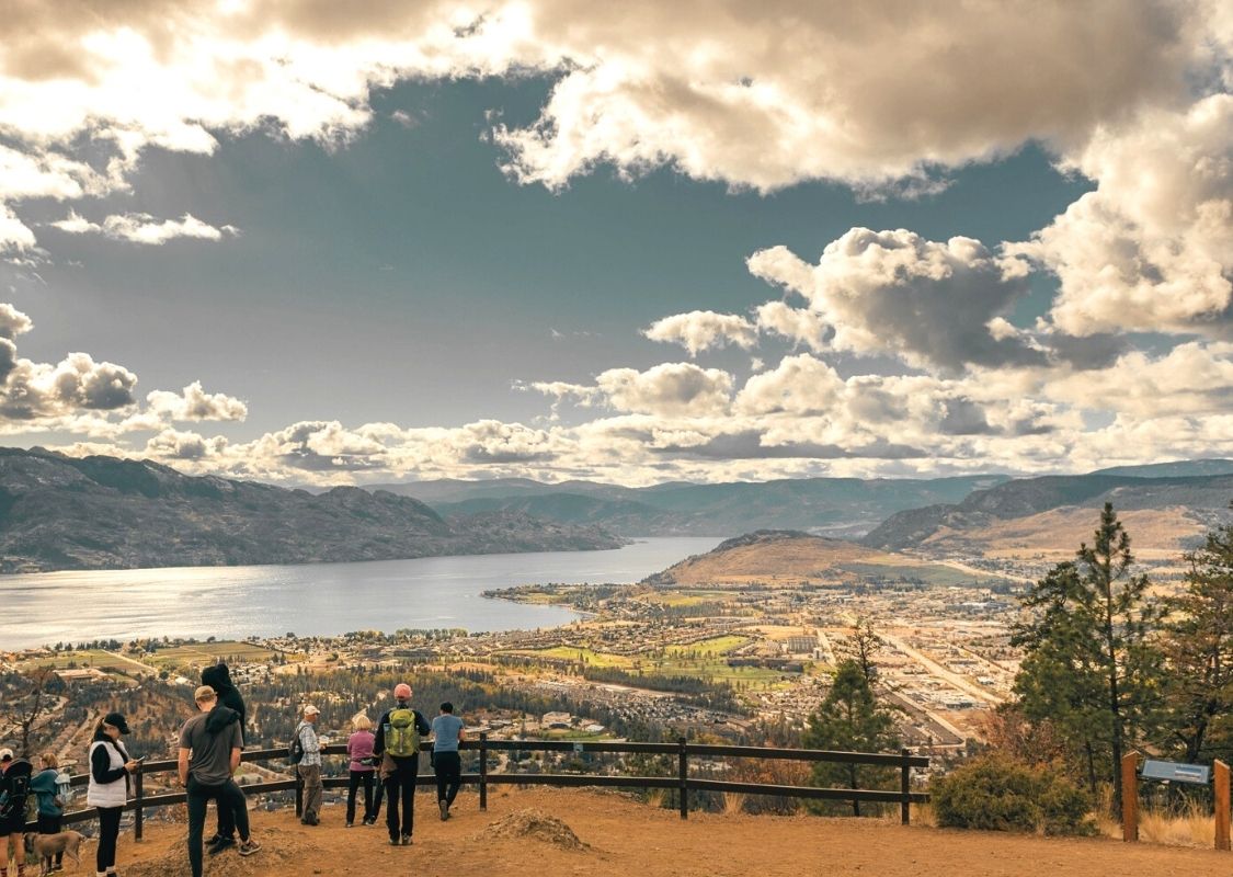 spring hikes west kelowna mt boucherie